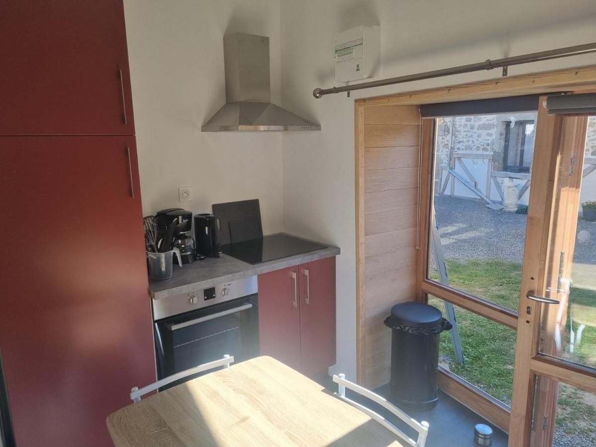 Jolie Petite Maison Dans Village Fortifie Brigueuil Экстерьер фото